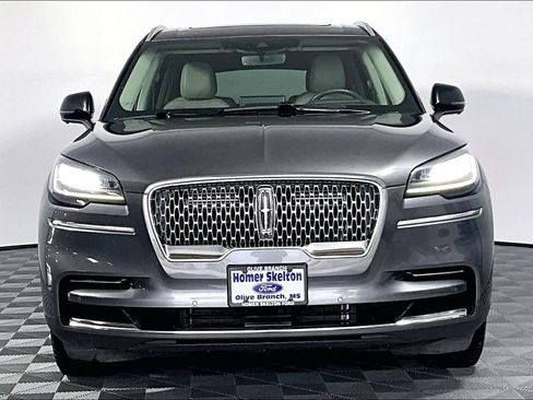 Used 2023 Lincoln Aviator Reserve w/ Equipment Group 201A AWD/4WD image 3