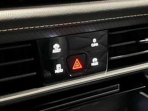 New 2026 Volkswagen Atlas SE AWD/4WD image 13