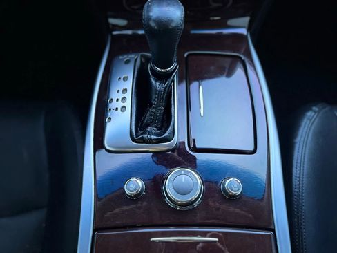 Used 2015 INFINITI Q70 3.7 image 17