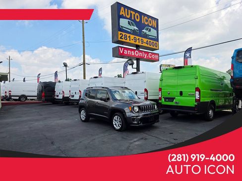Used 2020 Jeep Renegade Latitude FWD image 1