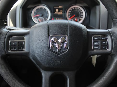 Used 2018 RAM 1500 Express RWD image 14