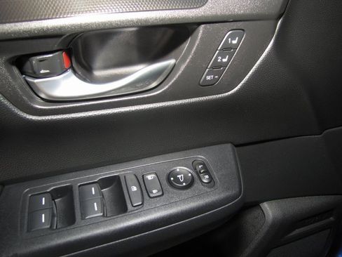 Certified 2025 Honda CR-V Sport-L image 11