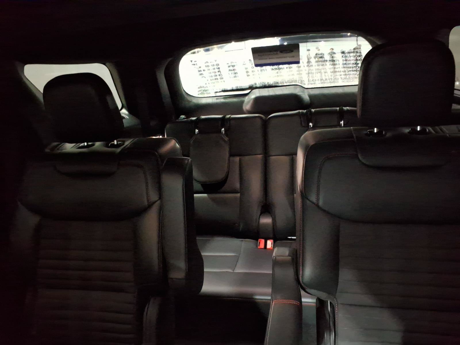 Certified 2025 Ford Explorer ST-Line AWD/4WD image 14