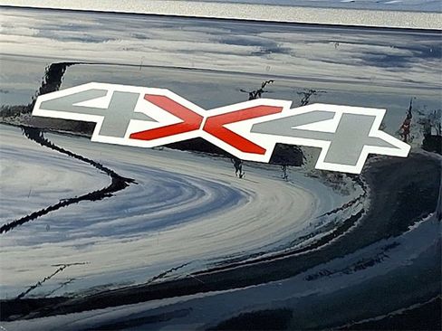 Used 2025 Chevrolet Silverado 2500 Custom image 27