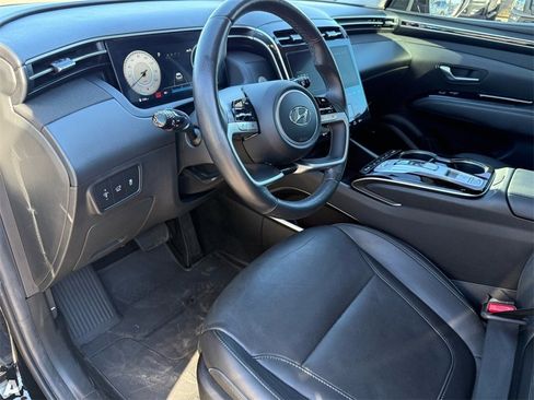 Used 2023 Hyundai Tucson Limited image 11