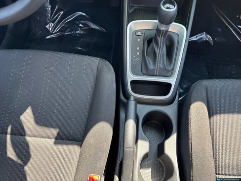 Certified 2023 Hyundai Venue SE FWD image 45