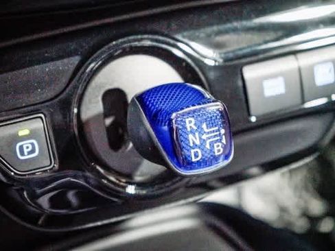 Certified 2021 Toyota Prius L Eco image 20