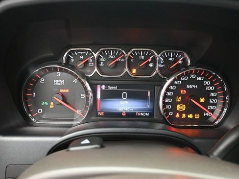 Used 2015 GMC Sierra 1500 SLT w/ SLT Crew Cab Value Package image 17