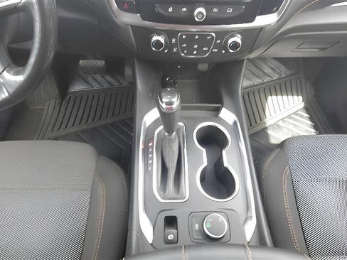 Used 2019 Chevrolet Traverse LT AWD/4WD image 16