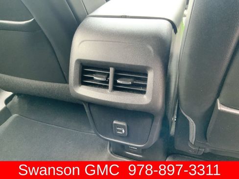 Certified 2023 GMC Terrain SLT AWD/4WD image 29