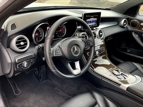 Used 2018 Mercedes-Benz C 300 4MATIC Sedan image 17