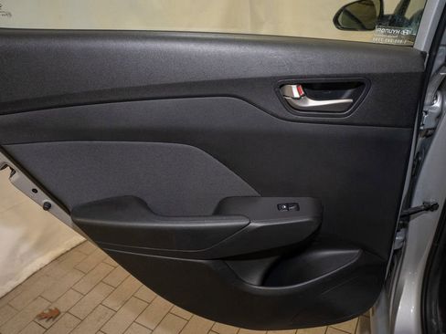 Used 2019 Hyundai Accent SE image 8