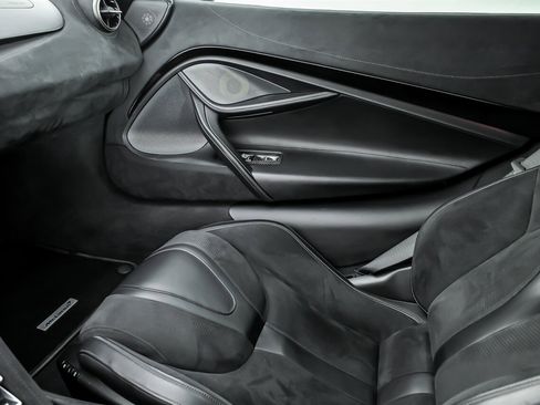 Used 2020 McLaren 720S Performance image 43