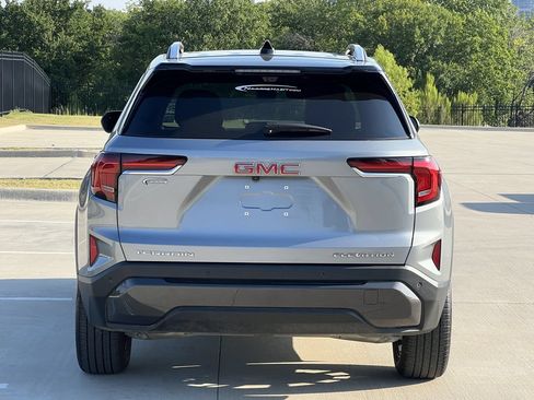 Used 2026 GMC Terrain Elevation w/ Elevation Premium Package FWD image 4