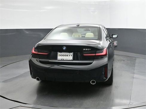 New 2026 BMW 330i Sedan w/ M Sport Package image 8