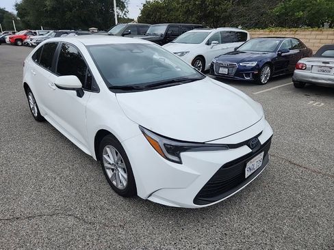 Certified 2024 Toyota Corolla LE w/ LE Convenience Package FWD image 7