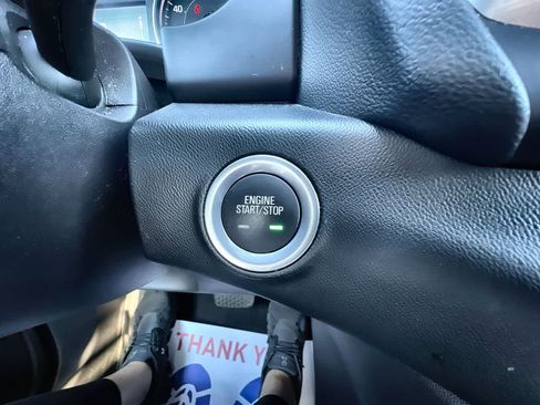 Used 2024 GMC Terrain SLE image 16