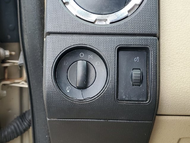 Used 2010 Ford F250 XLT AWD/4WD image 14