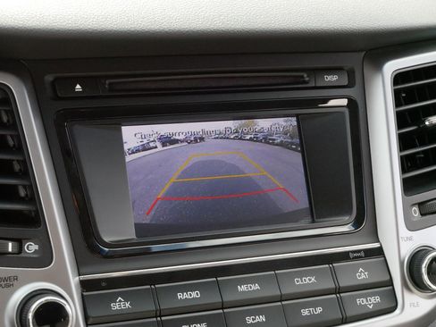 Used 2017 Hyundai Tucson SE AWD/4WD image 29