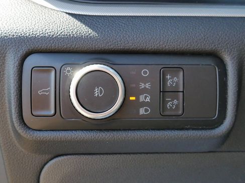 Used 2023 Ford Explorer XLT w/ Equipment Group 202A image 65