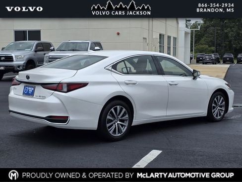 Used 2021 Lexus ES 250 w/ Premium Package AWD/4WD image 4