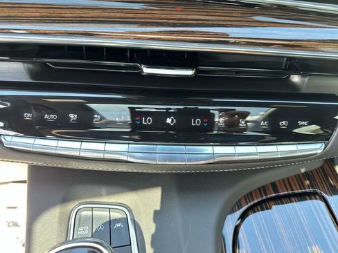 Certified 2023 Cadillac Escalade ESV Premium Luxury RWD image 27