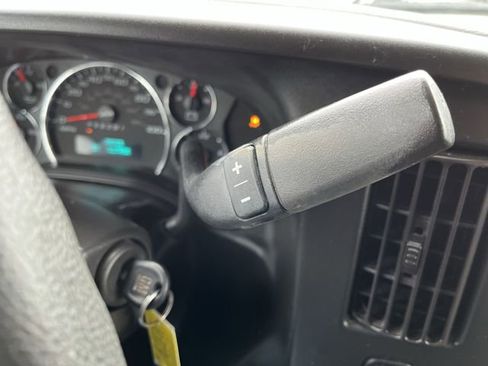 Used 2020 Chevrolet Express 2500 image 21