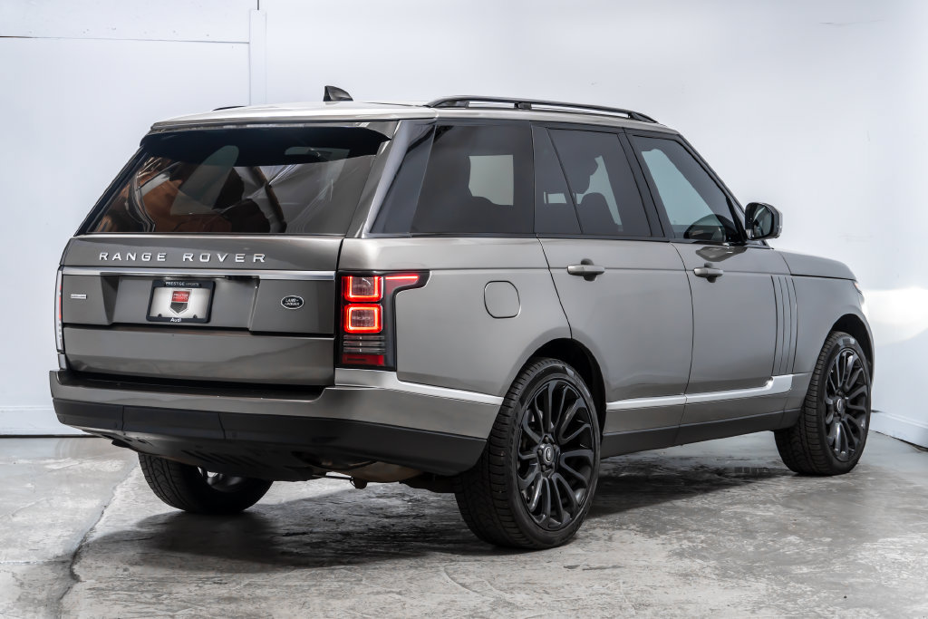 Used 2017 Land Rover Range Rover Supercharged AWD/4WD image 7
