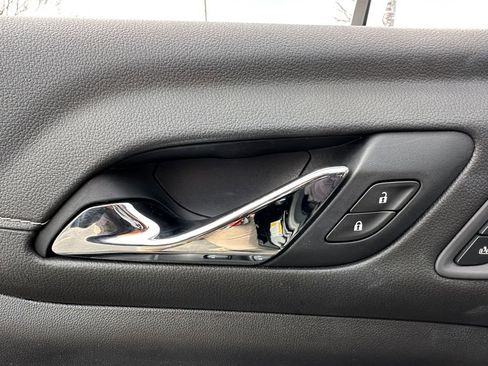 Used 2021 GMC Acadia Denali w/ Denali Ultimate Package image 38