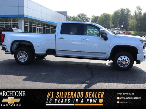 New 2026 Chevrolet Silverado 3500 High Country w/ Technology Package AWD/4WD image 1