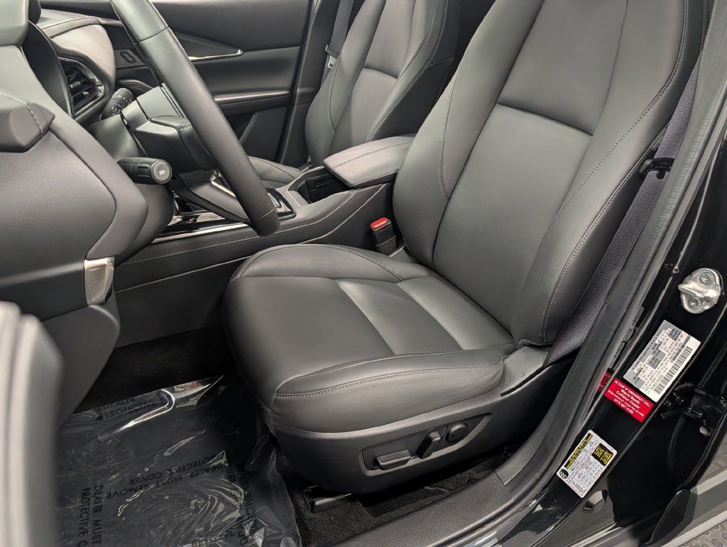 Certified 2024 MAZDA CX-30 AWD 2.5 S w/ Preferred Package image 12