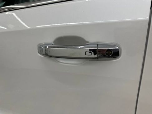 Used 2022 GMC Sierra 1500 Denali Ultimate image 23