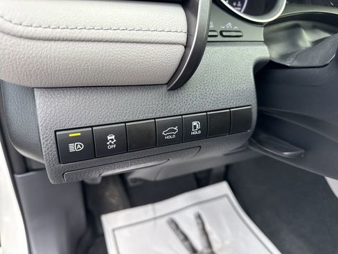 Used 2023 Toyota Camry LE image 15