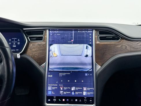 Used 2018 Tesla Model S P100D image 5