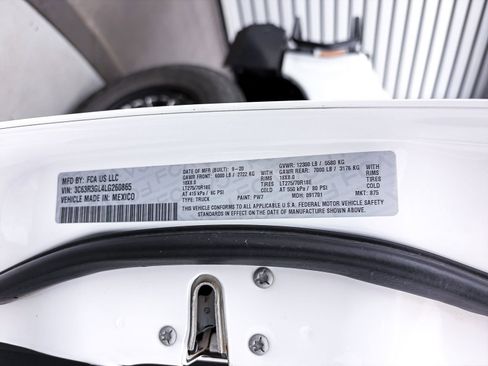 Used 2020 RAM 3500 Tradesman image 29