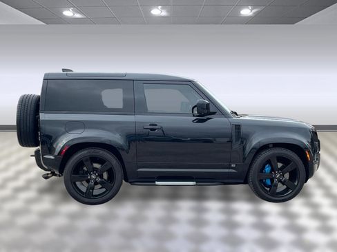 Used 2022 Land Rover Defender 90 V8 AWD/4WD image 22