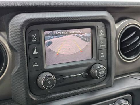 Used 2020 Jeep Wrangler Unlimited Sport AWD/4WD image 22
