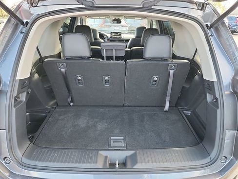 Certified 2023 Honda Pilot Touring image 28