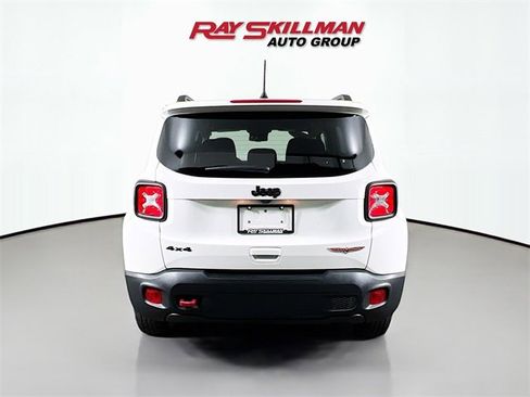 Used 2023 Jeep Renegade Trailhawk image 6