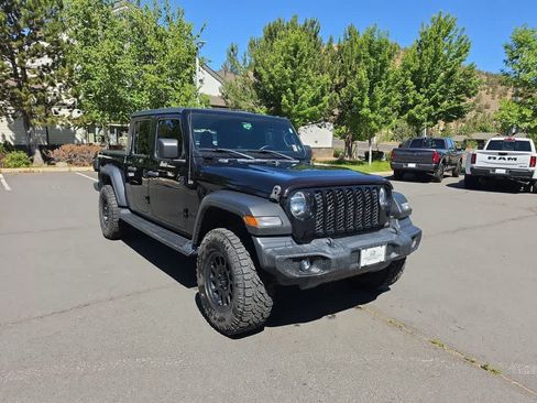 Used 2020 Jeep Gladiator Sport w/ Quick Order Package 24S AWD/4WD image 7