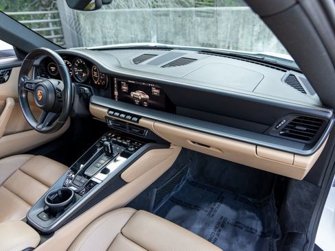 Certified 2020 Porsche 911 Carrera S w/ Premium Package RWD image 46