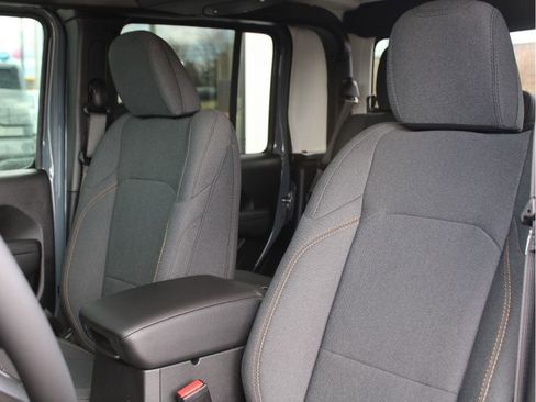 New 2026 Jeep Gladiator Sport image 11