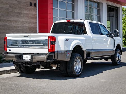 Used 2023 Ford F350 King Ranch AWD/4WD image 3