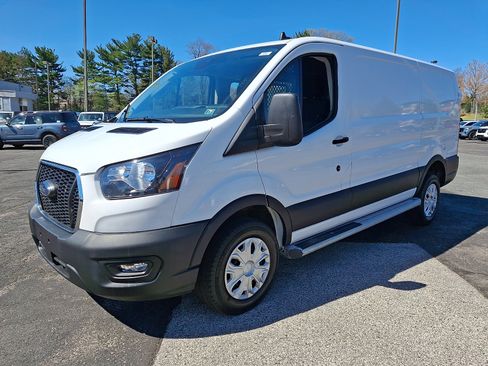 Used 2024 Ford Transit 250 Low Roof w/ Exterior Upgrade Package RWD image 3