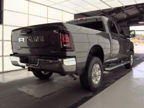 Used 2026 RAM 2500 Big Horn AWD/4WD image 4