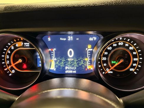 Used 2021 Jeep Wrangler Unlimited Sport image 16