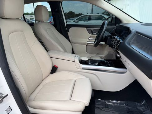 Used 2022 Mercedes-Benz GLA 250 image 24