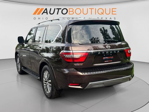 Used 2022 Nissan Armada SL w/ Captain's Chairs Package RWD image 3
