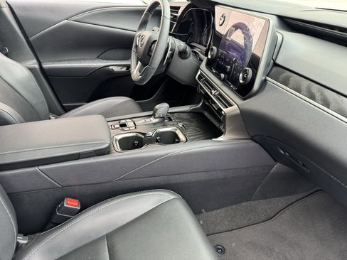 Used 2023 Lexus RX 350 Premium image 9