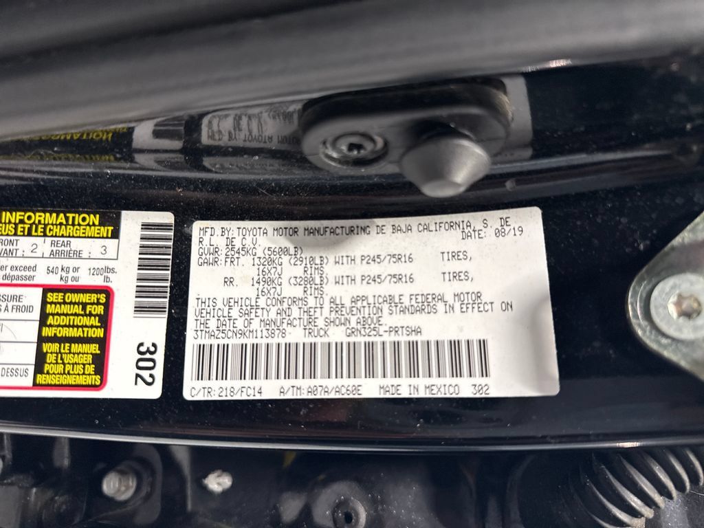 Used 2019 Toyota Tacoma SR5 RWD image 23